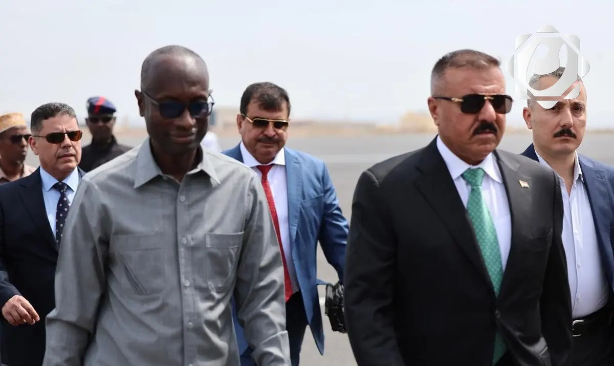وزير الداخلية العراقي يزور جيبوتي لدعوة رئيسها للقمة العربية