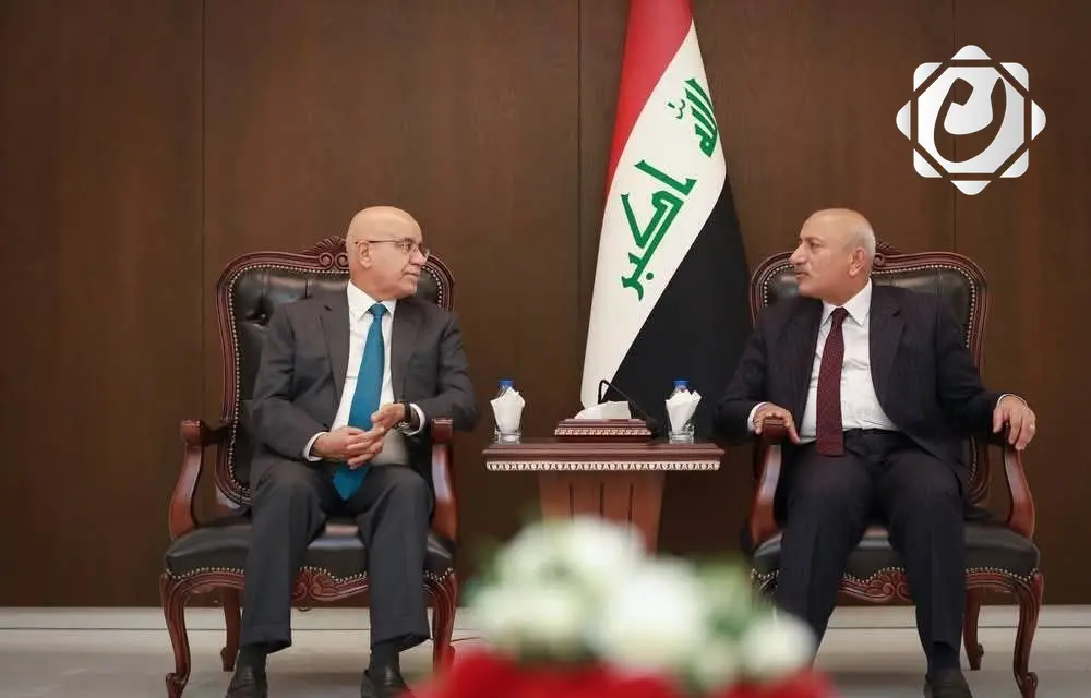 تعزيز الجهود الصحية في كربلاء: وزير الصحة يلتقي المحافظ لمناقشة التطورات