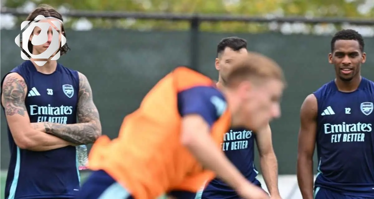 أرسنال يستعيد تيمبر وكالافيوري قبل مواجهة حاسمة ضد سان جيرمان
