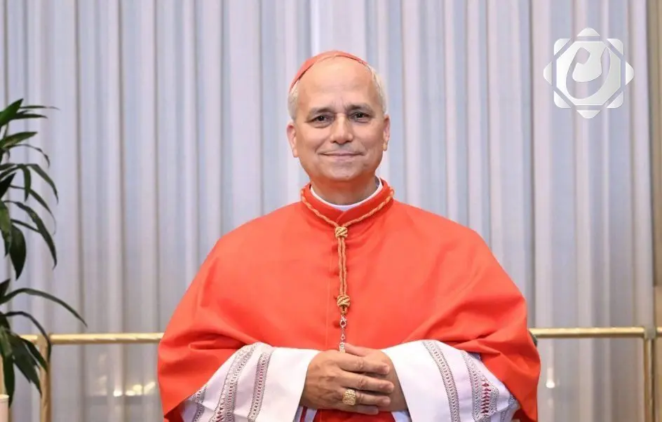 البابا الجديد: روبرت فرنسيس بريفوست في مركز الاهتمام