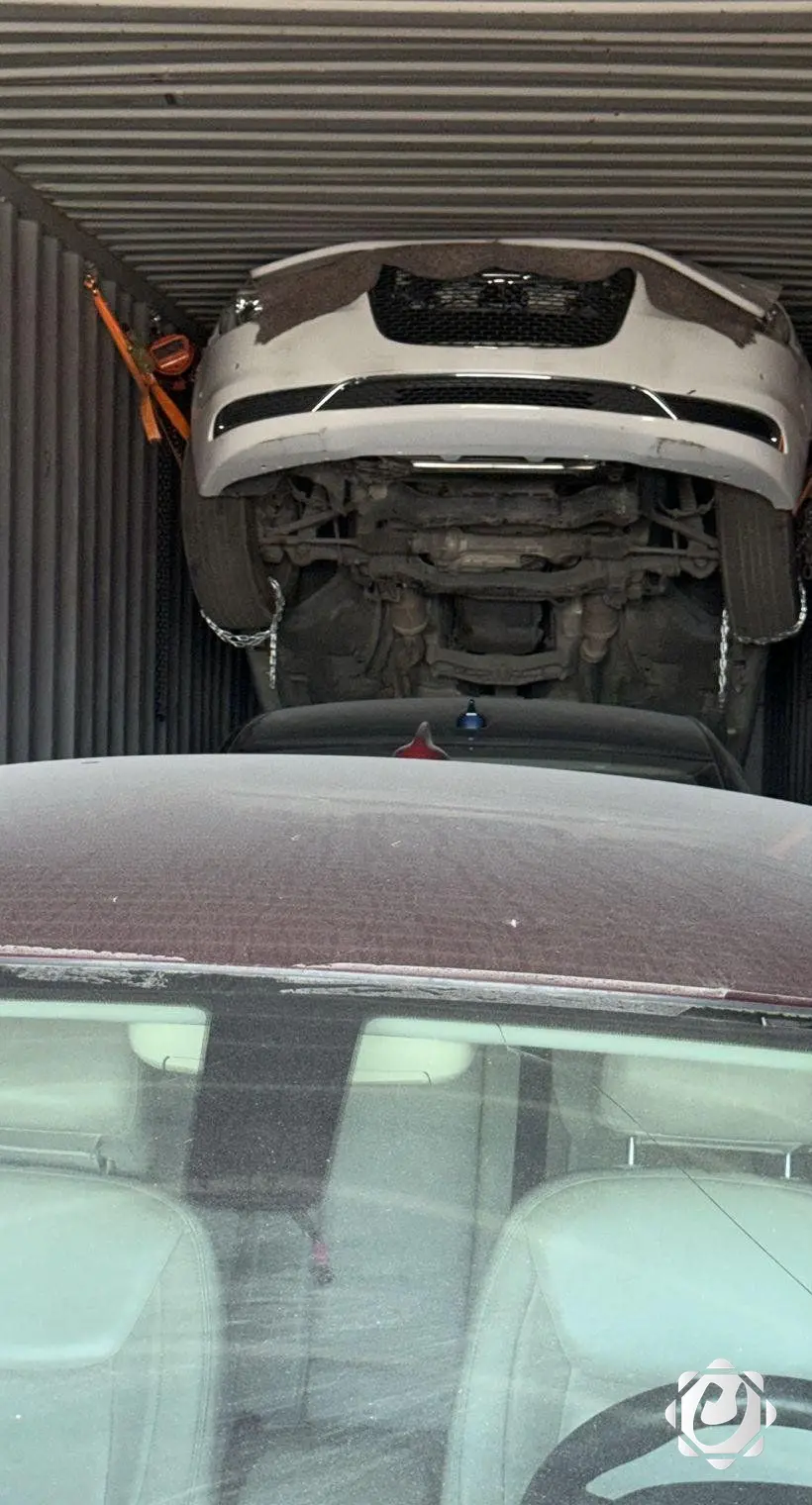 ضبط 12 عجلة غير مطابقة للموديل في ميناء أم قصر الشمالي