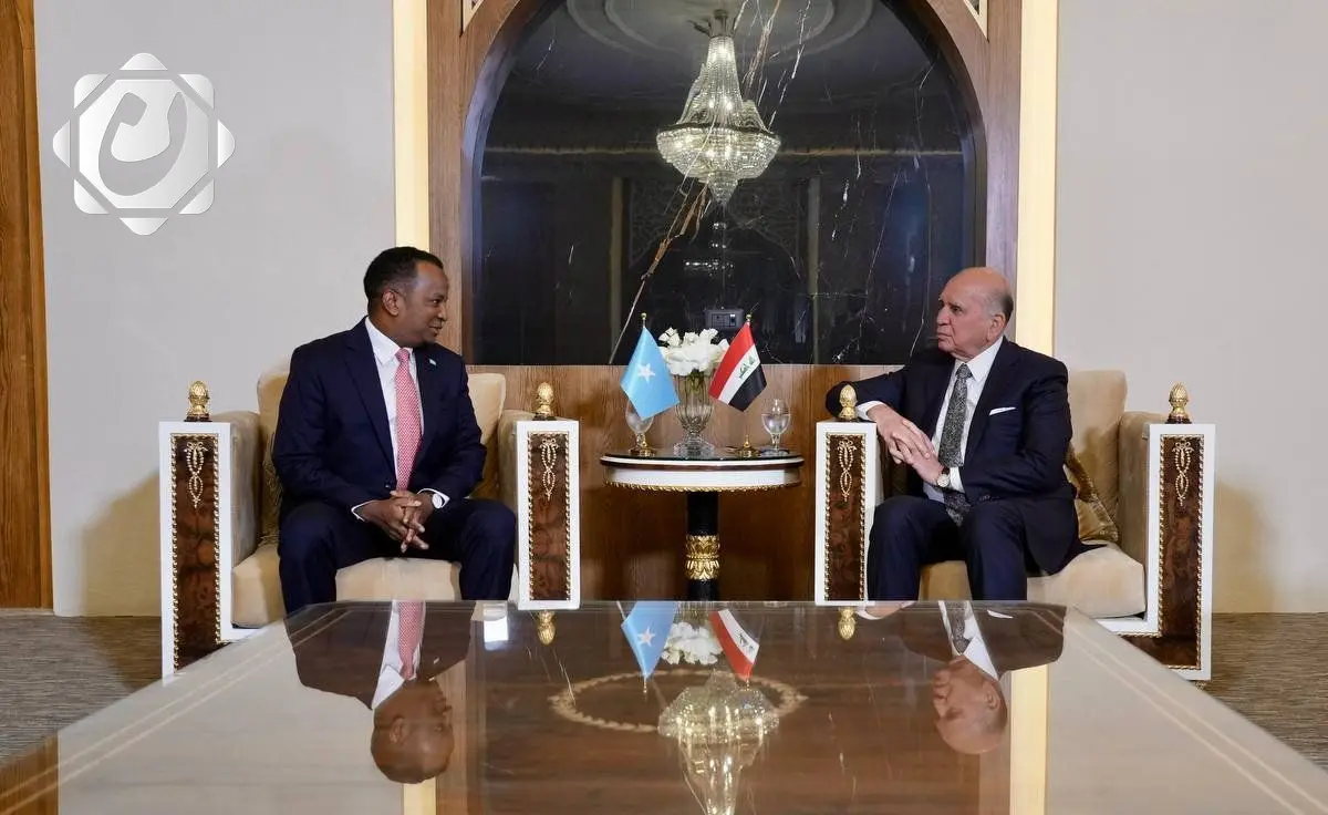 العراق والصومال: تعزيز الحوار كسبيل لحل الأزمات الإقليمية