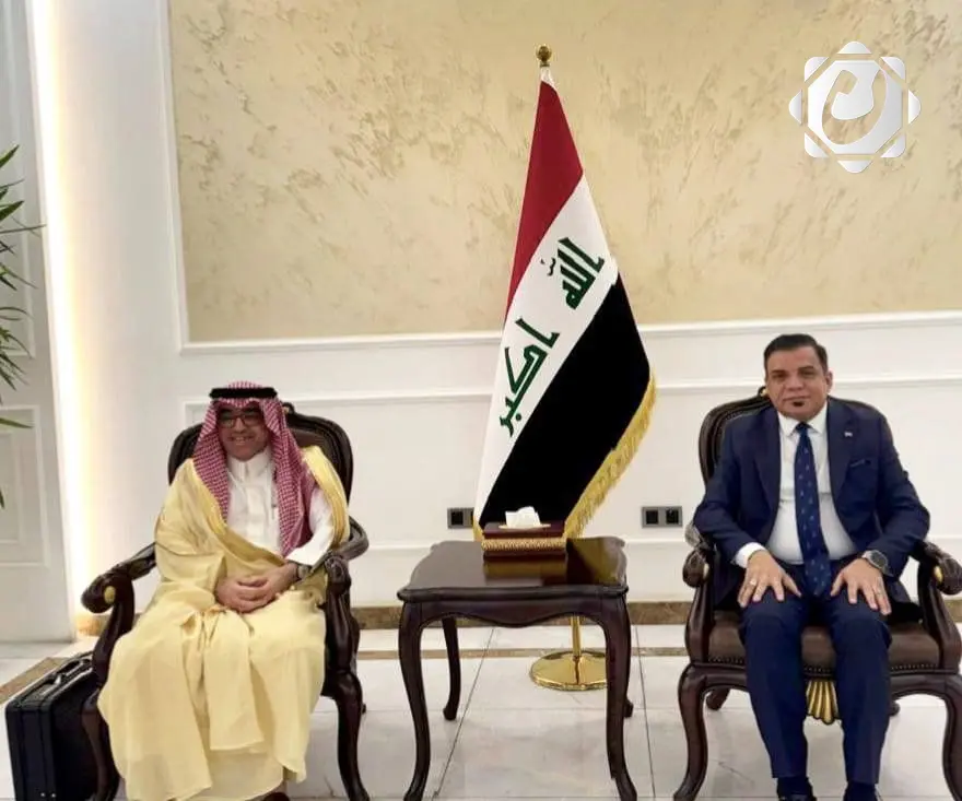 رئيس المنظمة العربية للسياحة يصل بغداد للمشاركة في القمة العربية