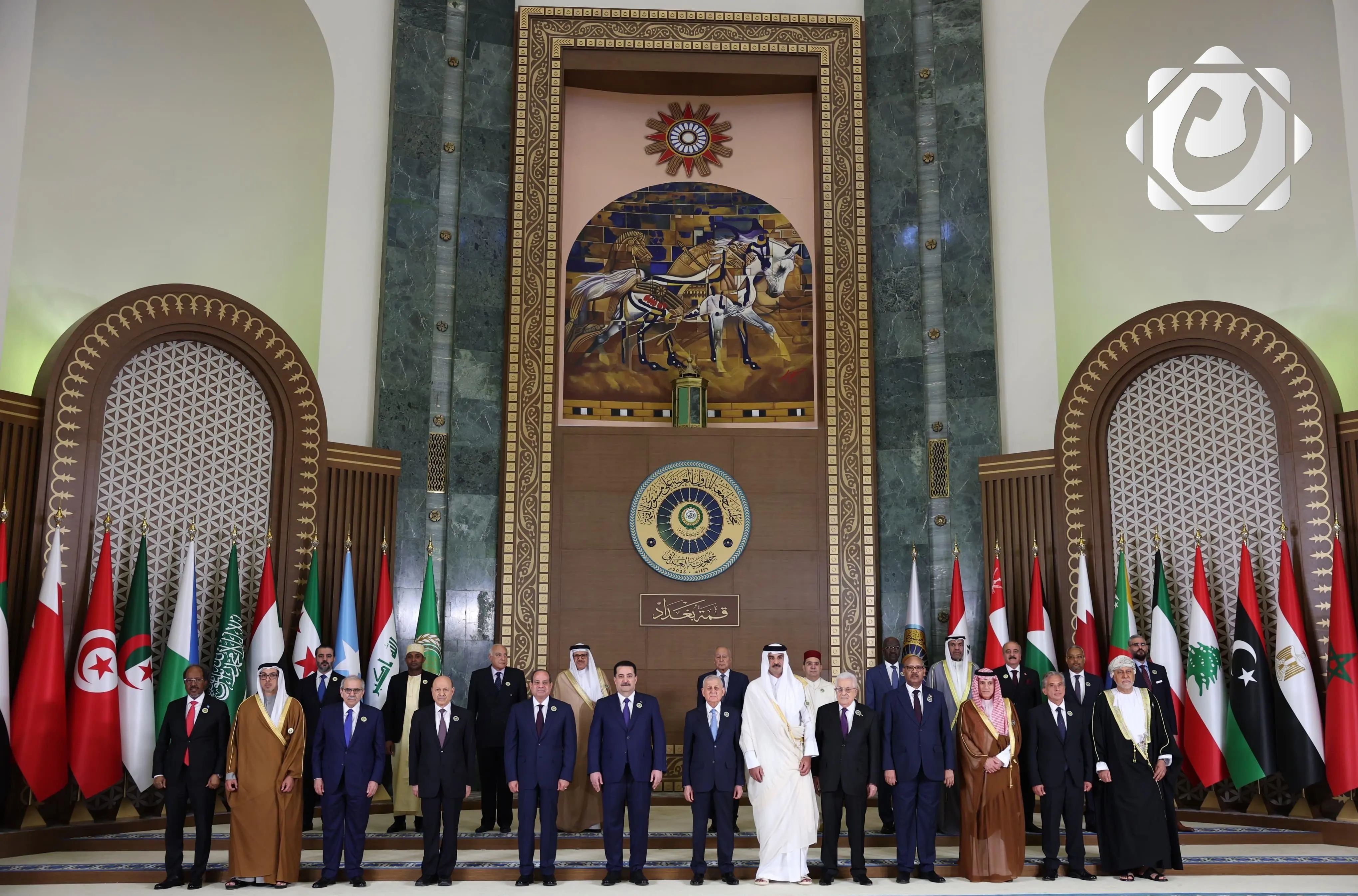 لقاء تاريخي: رؤساء الوفود العربية يتجمعون في صورة تذكارية