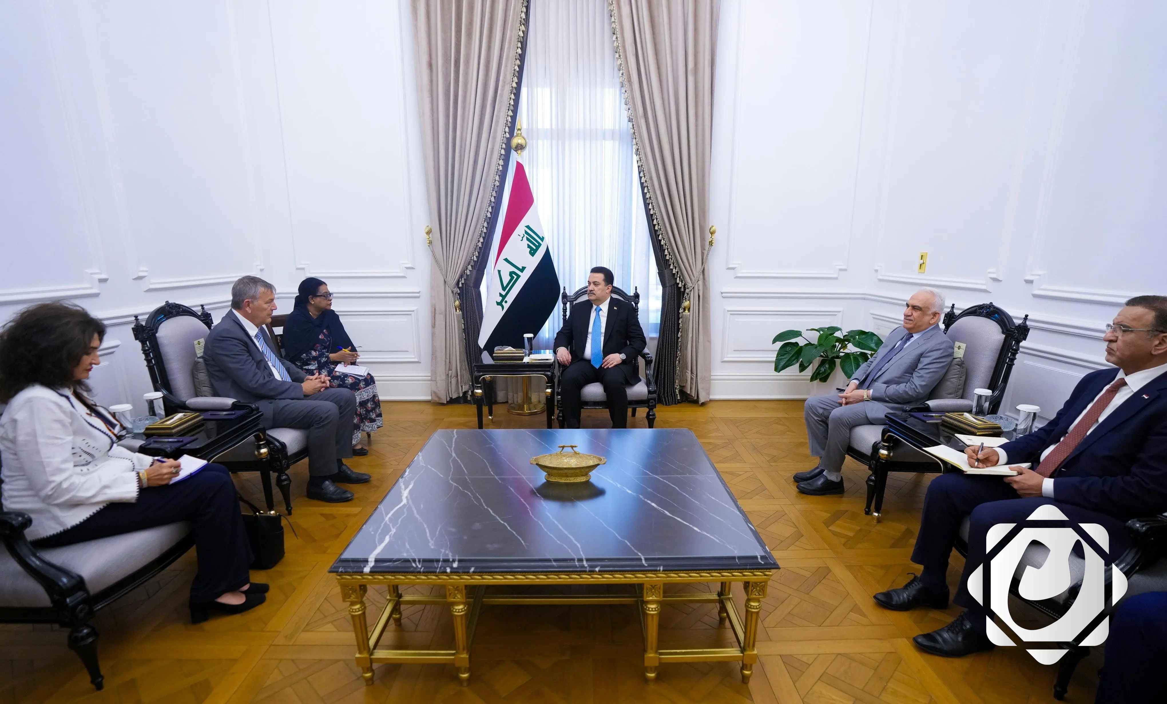 العراق يؤكد دعمه للأونروا في مواجهة التحديات الإنسانية