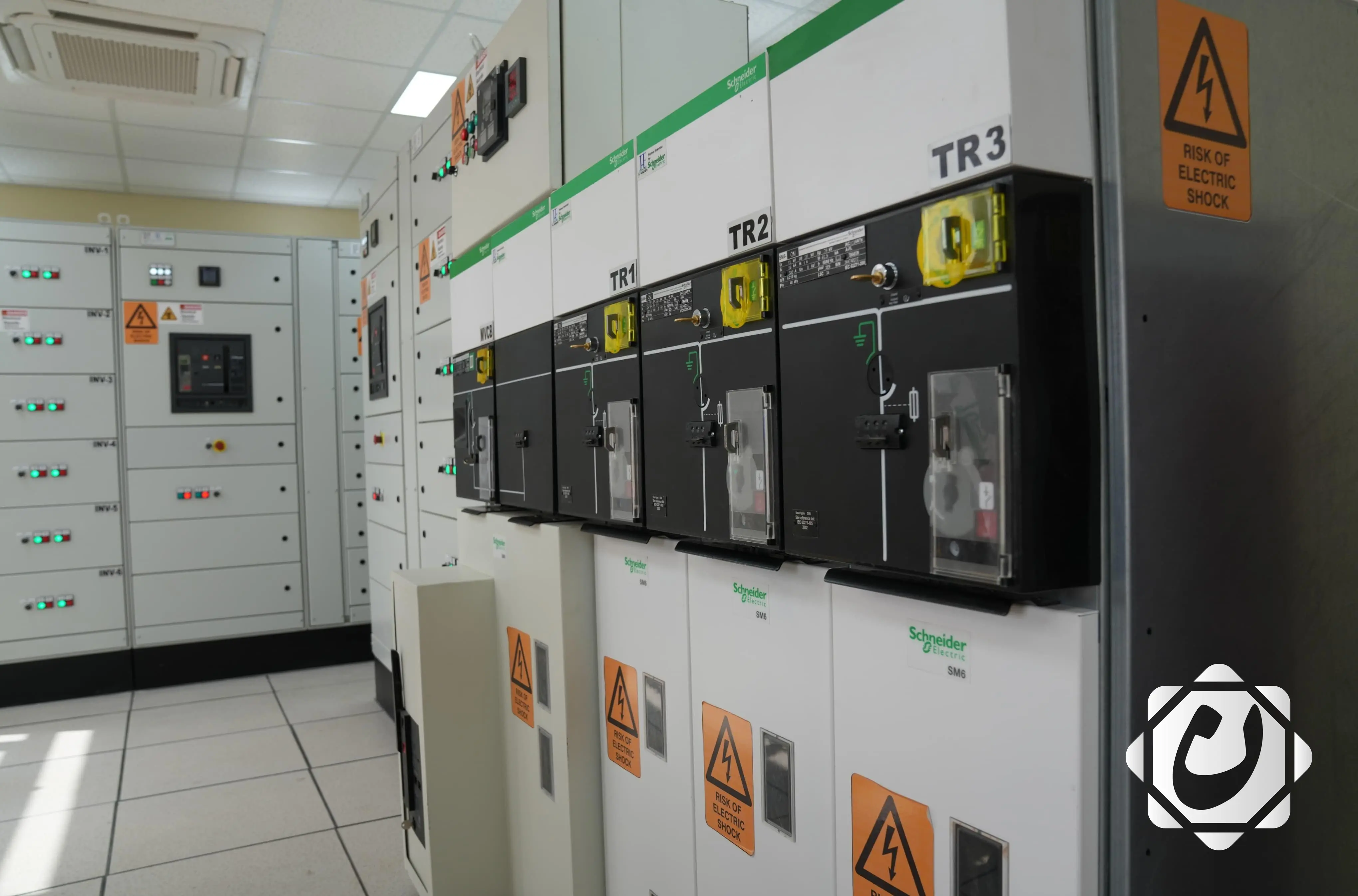 افتتاح محطة طاقة شمسية جديدة في القصر الحكومي