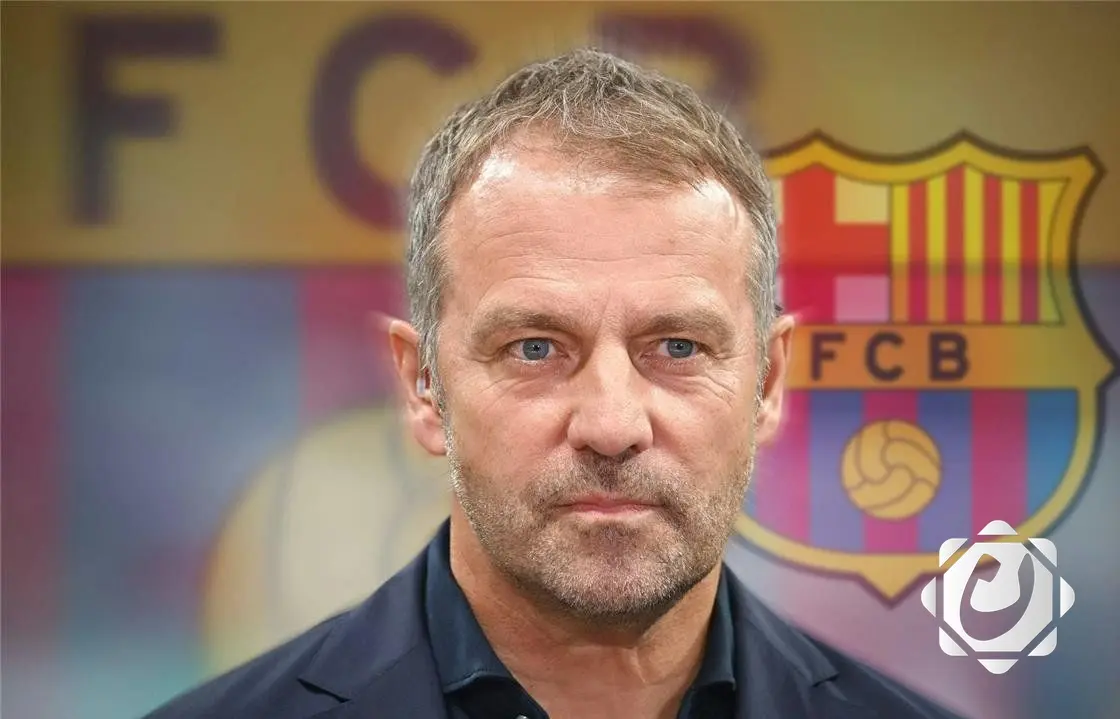 برشلونة يمدد عقد مدربه هانز فليك حتى 2027