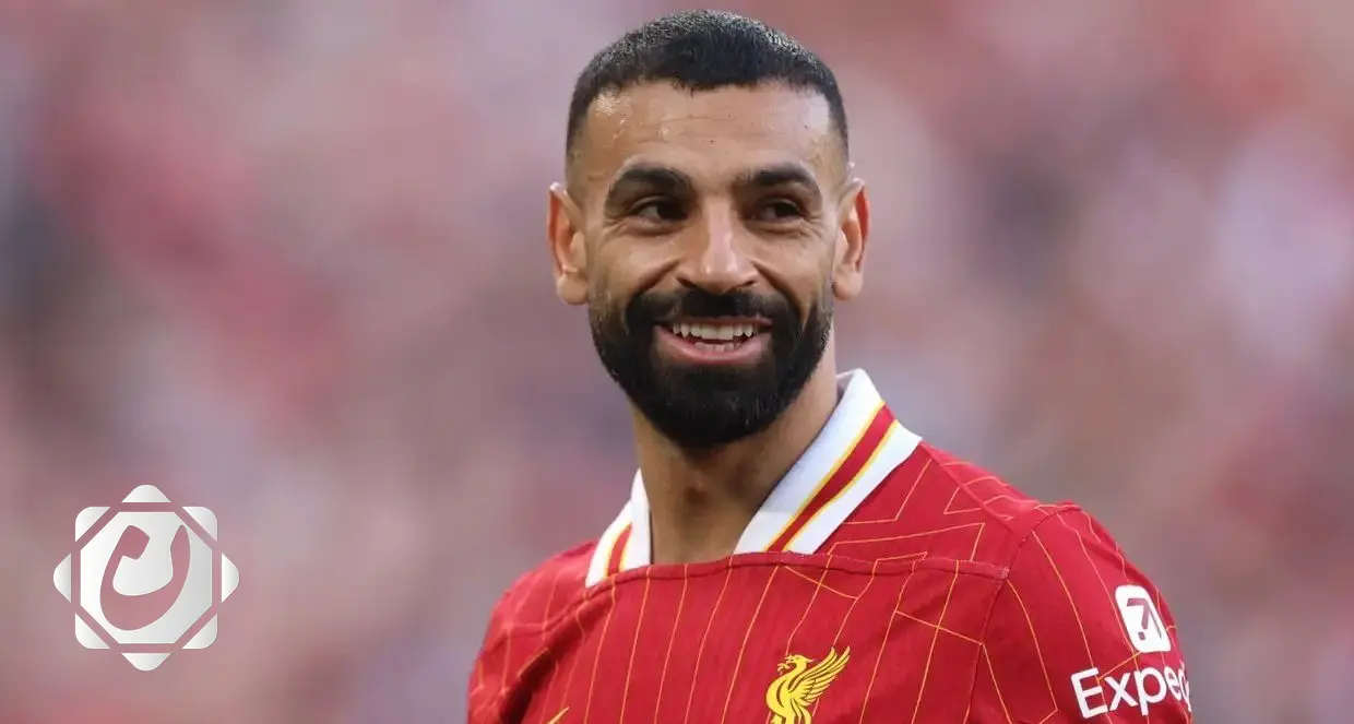 صلاح يُهنئ مدرب توتنهام ويستفز جماهير مانشستر يونايتد