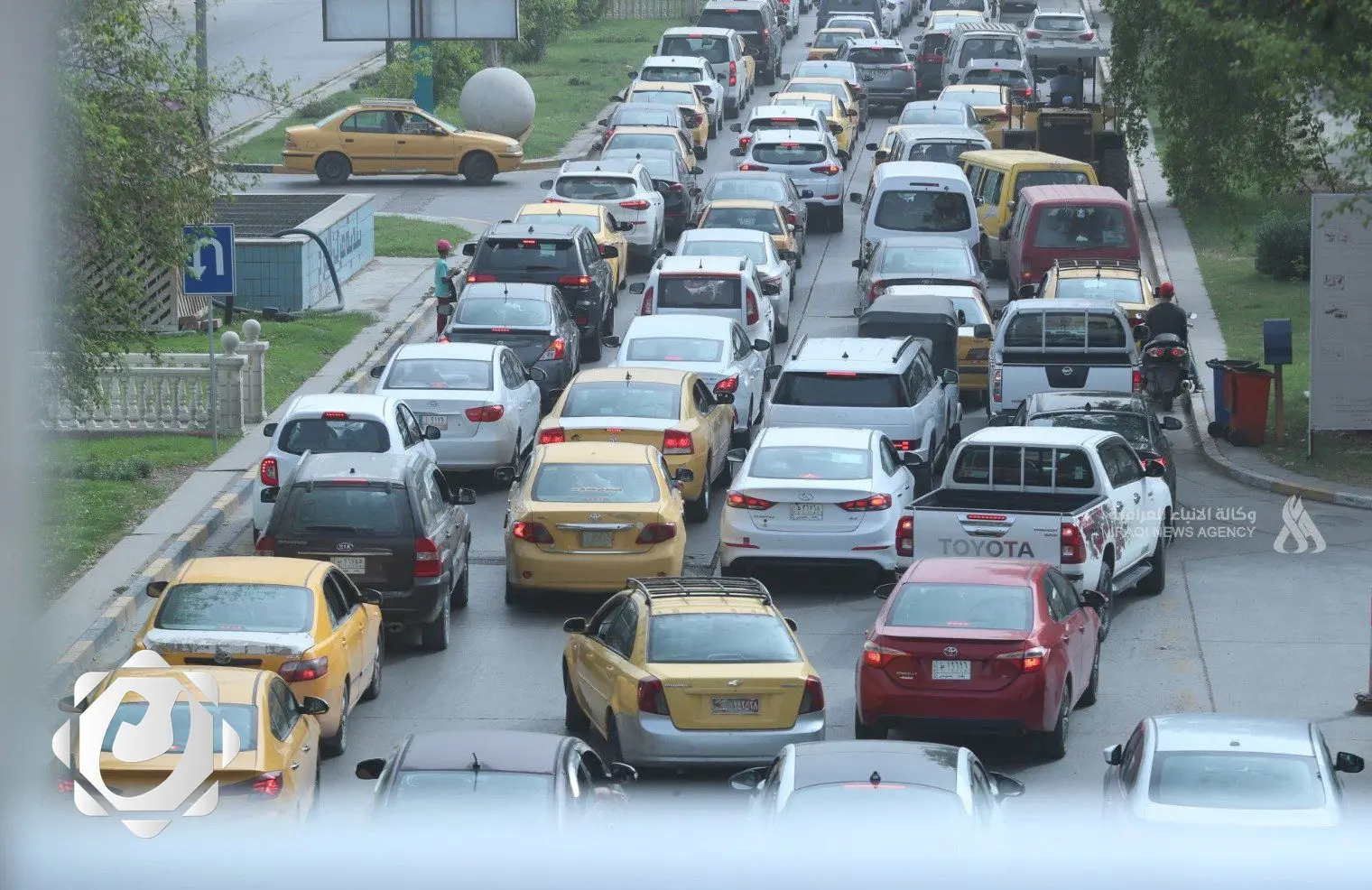 اقتراح برلماني لنقل الوزارات وإسكان الموظفين خارج بغداد لمواجهة الازدحامات المرورية