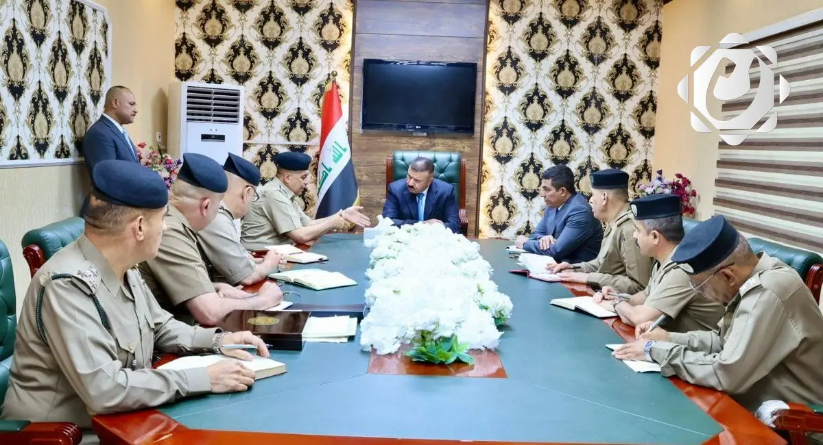 وزير الداخلية يوجه بتسريع ترقيم عجلات الوزارة وتعزيز الإنتاج المحلي