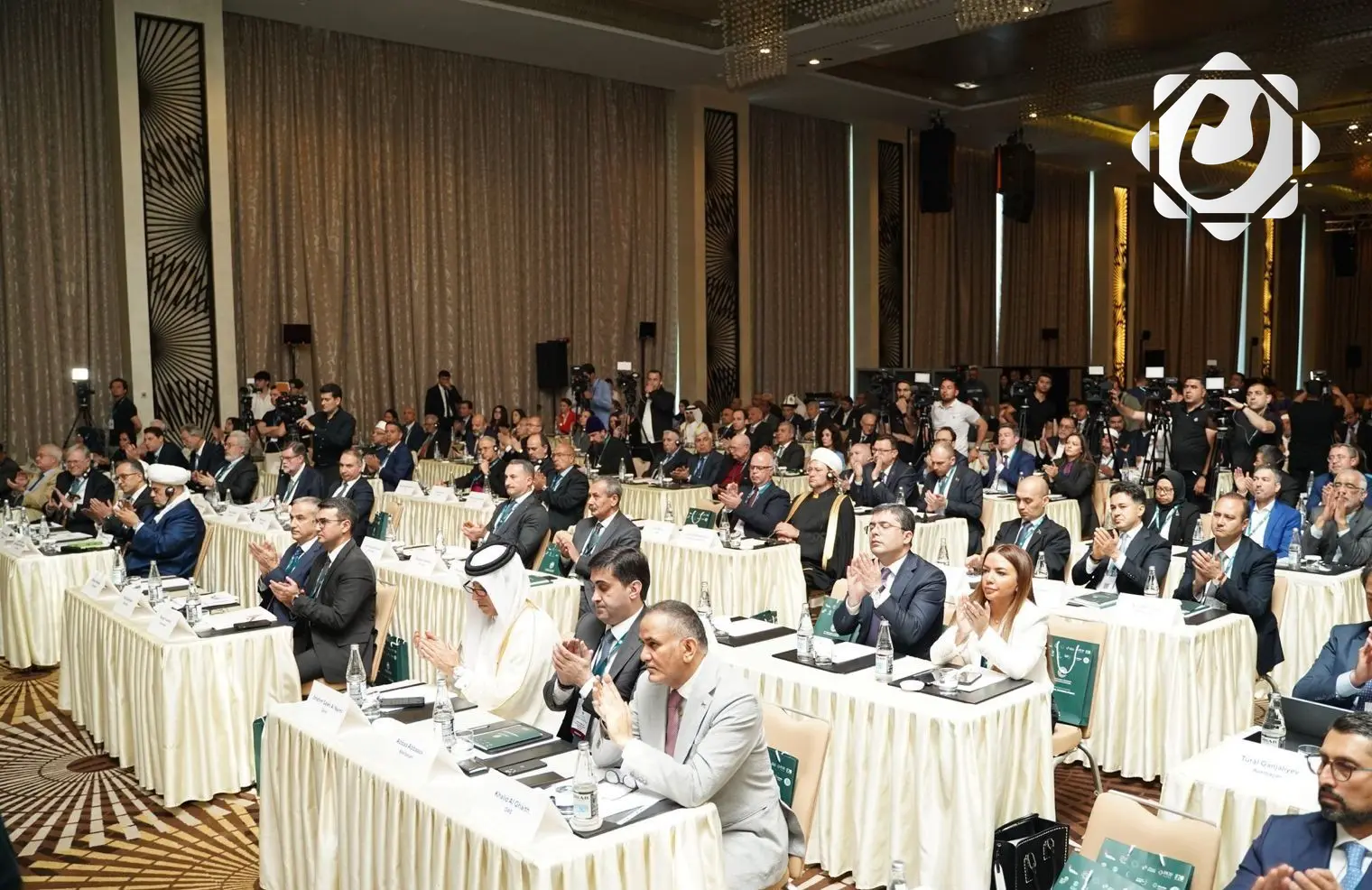 انطلاق المؤتمر الدولي في باكو لمواجهة الإسلاموفوبيا