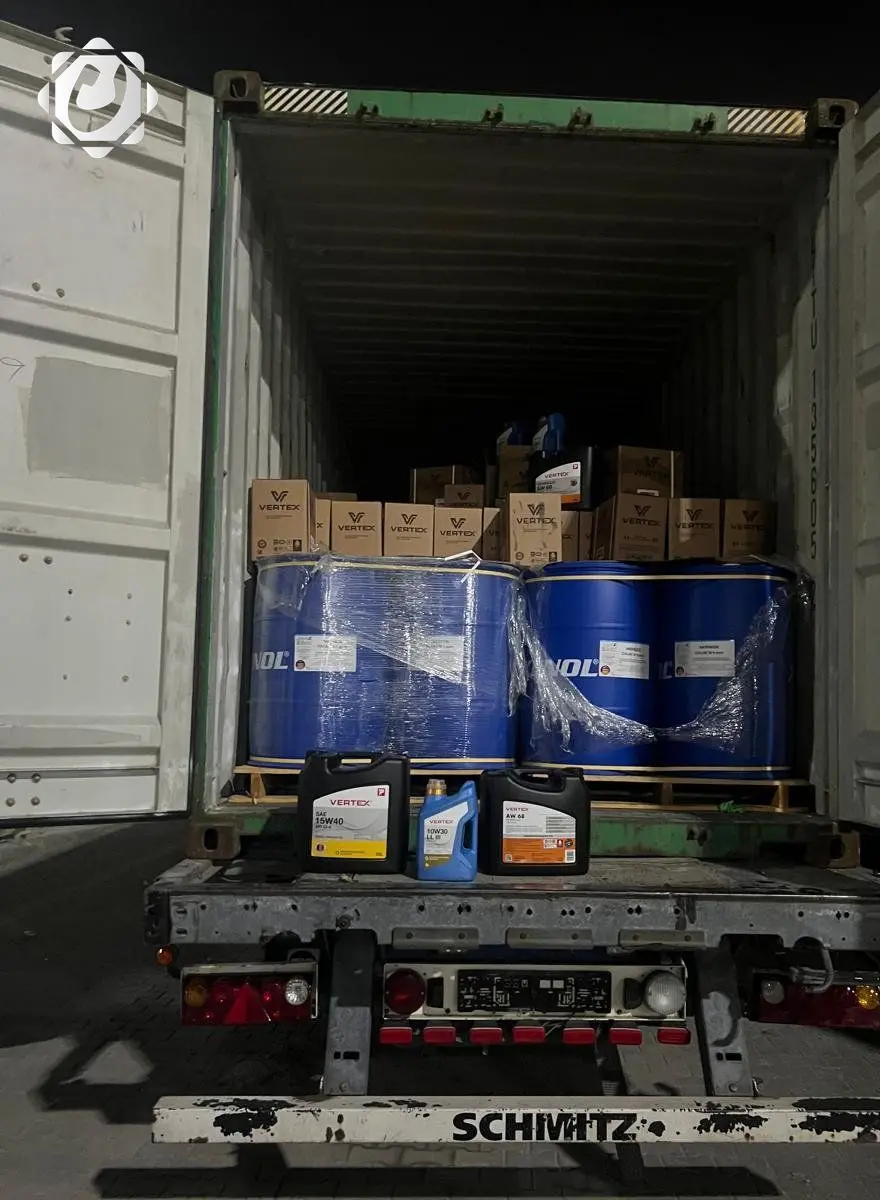 ضبط زيوت محركات مهربة في ميناء أم قصر الشمالي