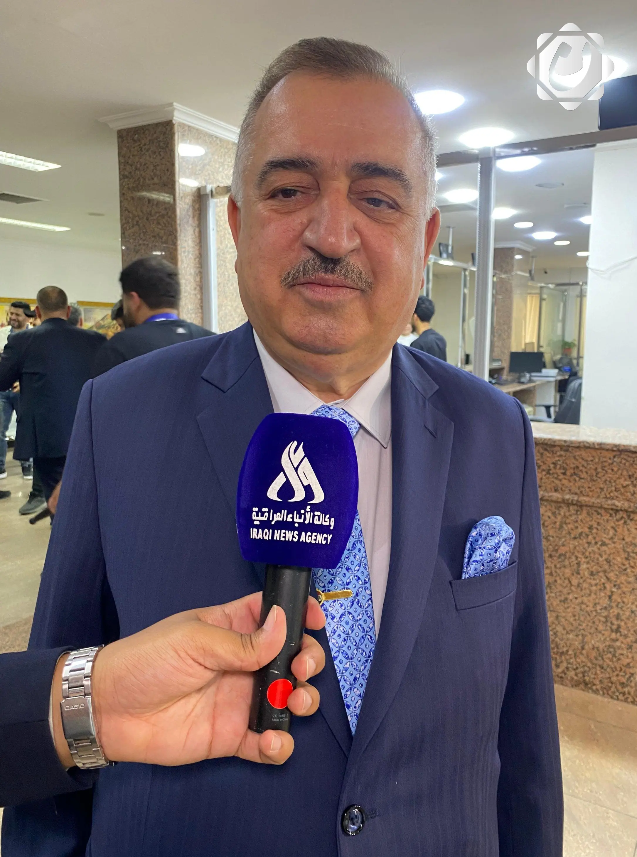 تسهيلات كبيرة لتوزيع التذاكر المجانية لمؤازرة المنتخب الوطني في عمان