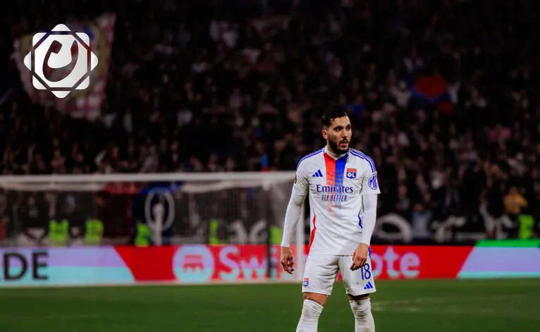 مانشستر سيتي يعلن رسمياً تعاقده مع الجناح الفرنسي ريان شرقي