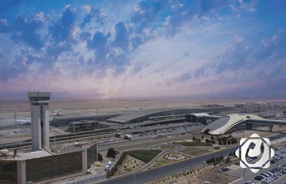 إيران تغلق مجالها الجوي استعداداً للحرب