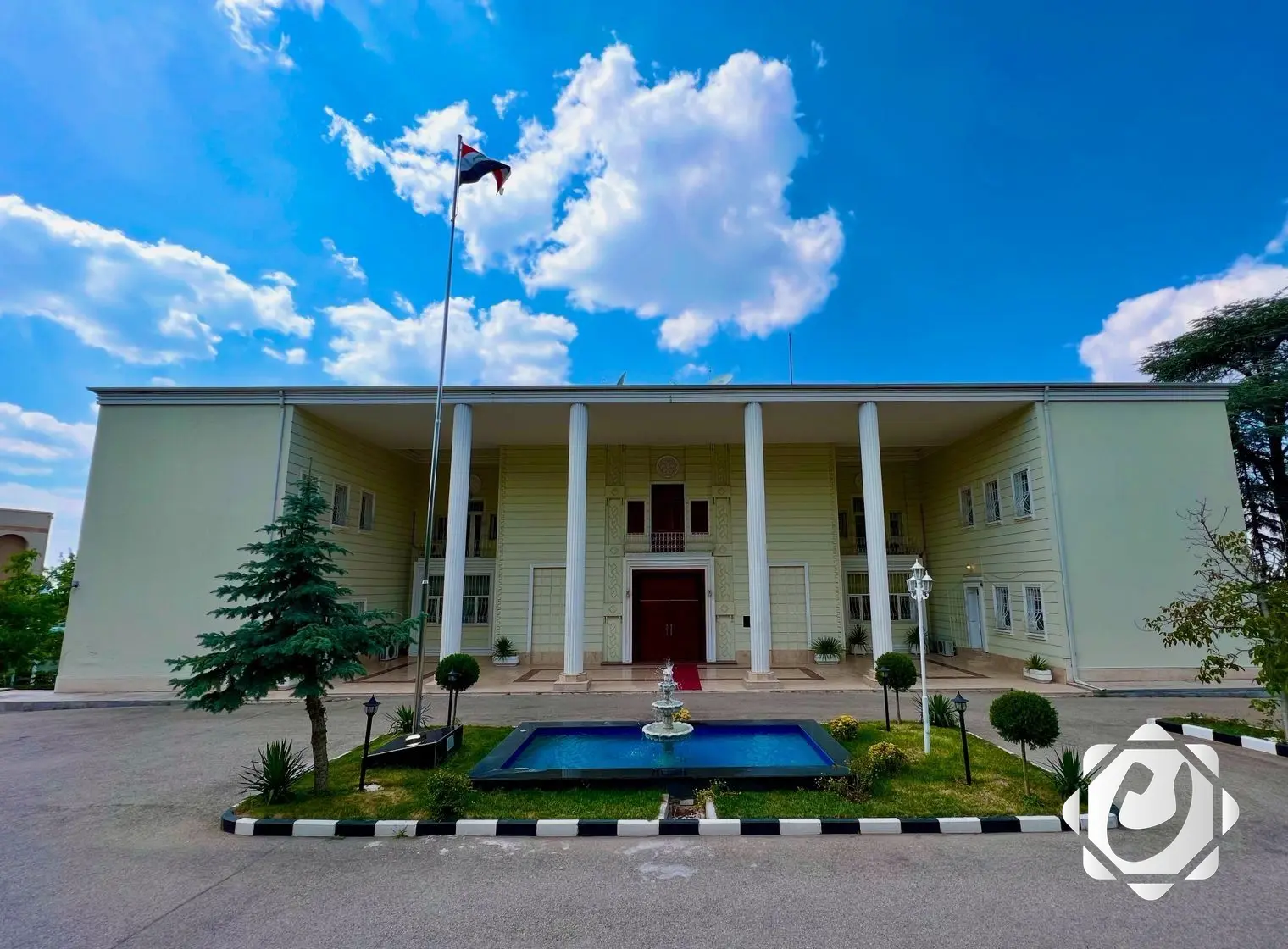 السفارة العراقية في أنقرة تخصص أرقامًا للتنسيق بشأن إعادة العراقيين العالقين