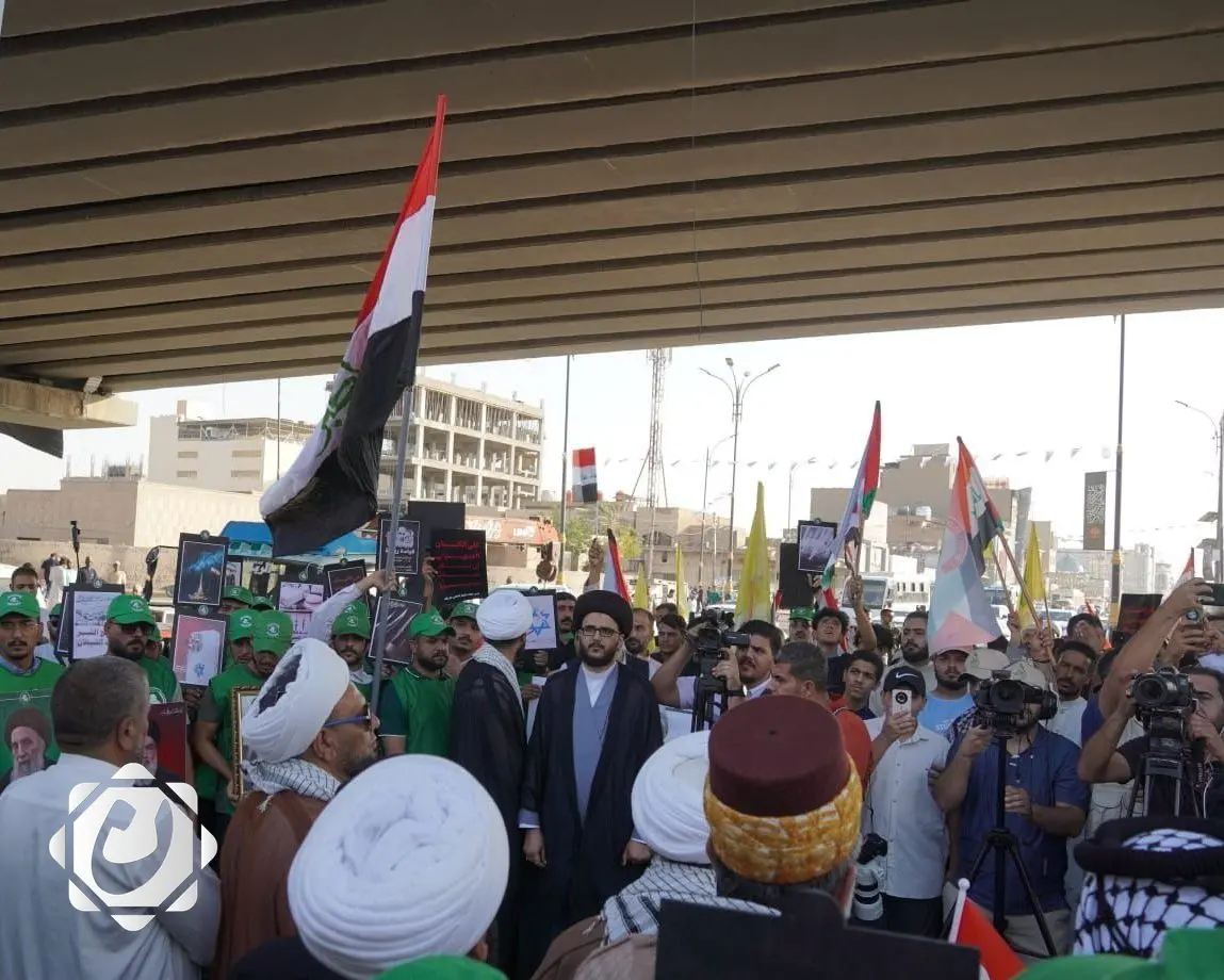 تظاهرة في النجف الأشرف دعمًا لإيران ضد العدوان الصهيوني