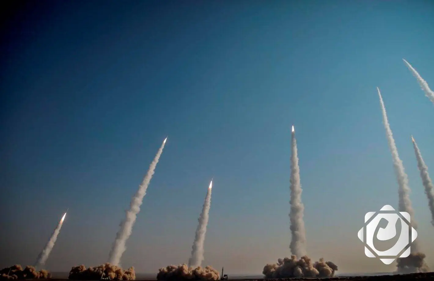 إيران تطلق صواريخ جديدة نحو الأراضي المحتلة