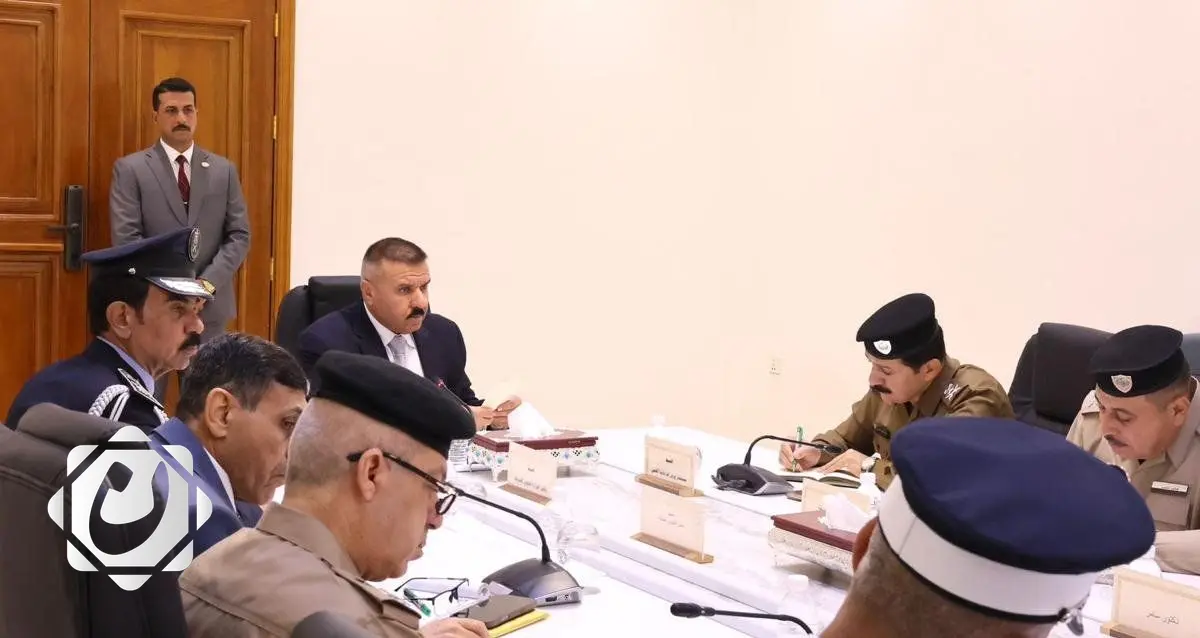وزير الداخلية يعلن عن بدء العمل بالإشارات الذكية والرادارات في بغداد الشهر المقبل