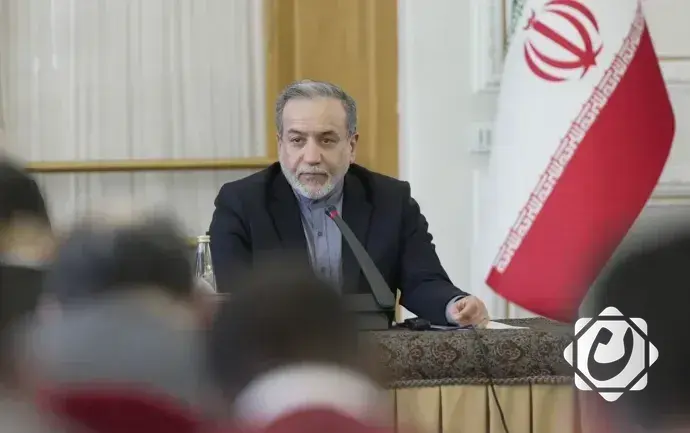 اختتام اجتماع وزراء خارجية الترويكا الأوروبية مع وزير الخارجية الإيراني في جنيف