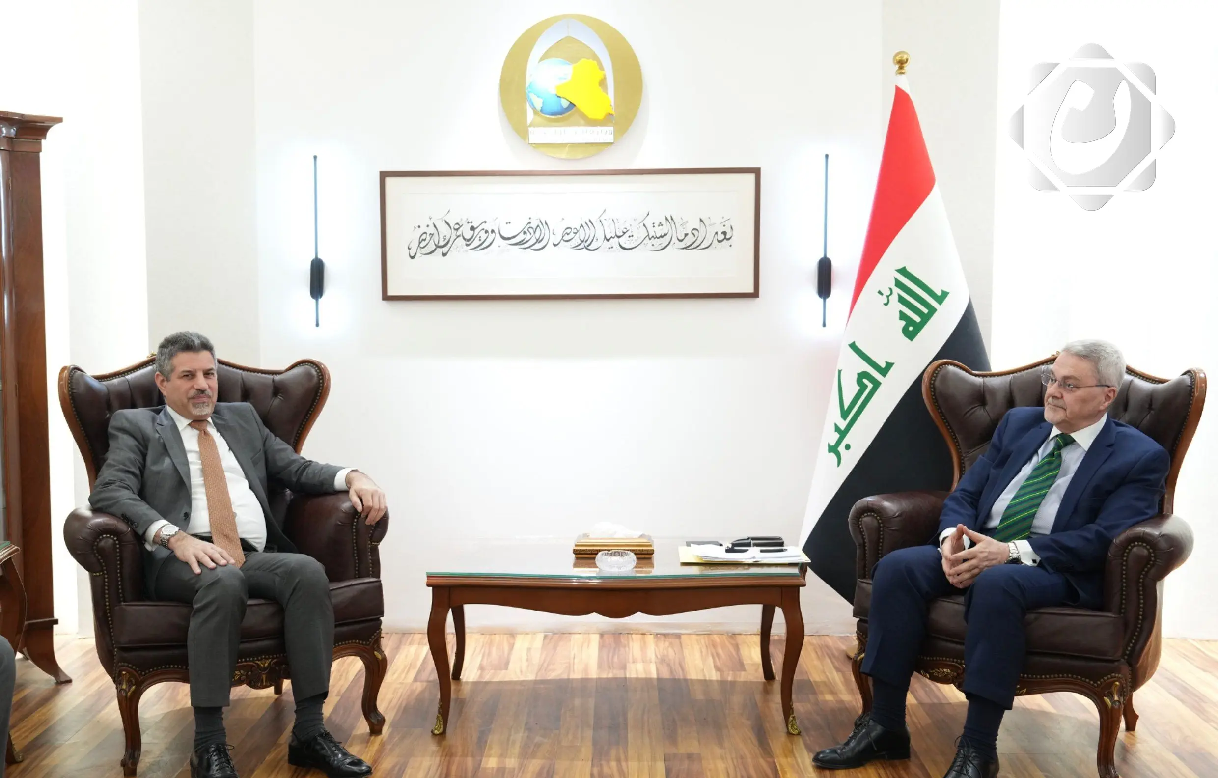 القائم بأعمال السفارة الأمريكية يؤكد نقل قلق الحكومة العراقية إلى واشنطن