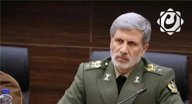 قائد الجيش الإيراني يؤكد على أهمية النصر والدفاع عن الوطن