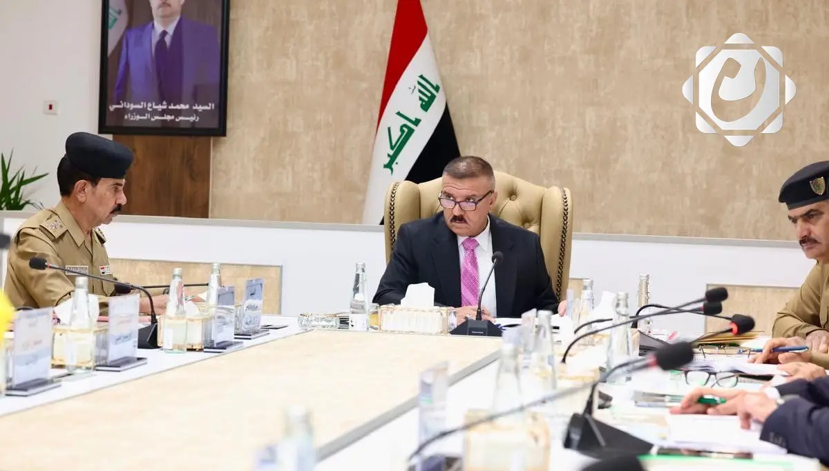 وزير الداخلية يوجه بتطبيق خطة الأمن المناطقي