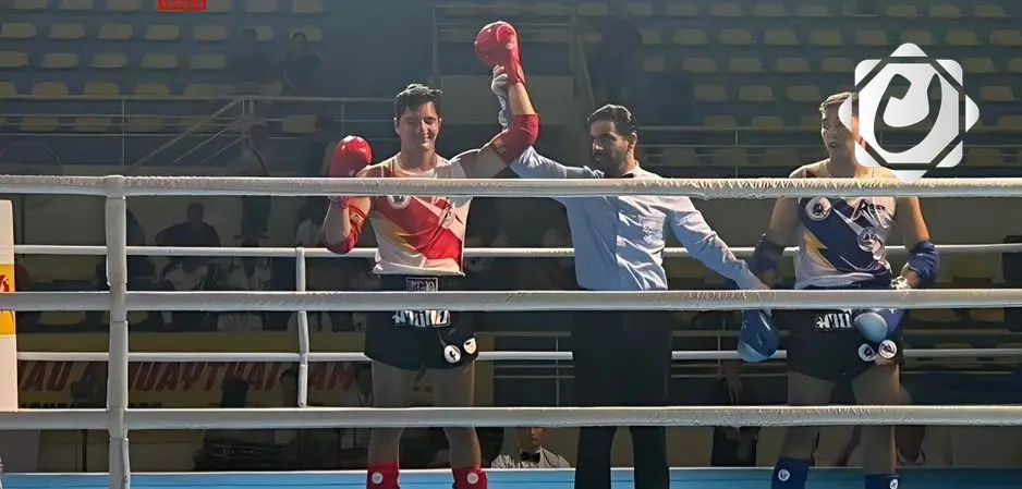 مصطفى التكريتي يتوج بلقب بطولة آسيا بالمواي تاي