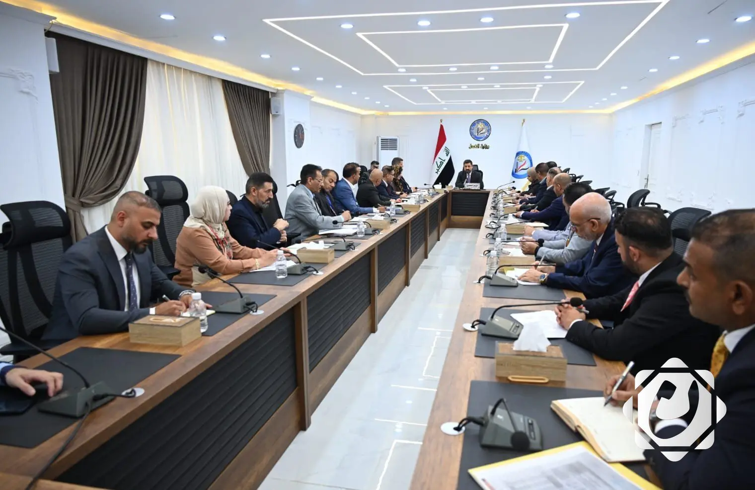 وزير العدل يؤكد أهمية تسهيل إجراءات تنفيذ قانون العفو العام