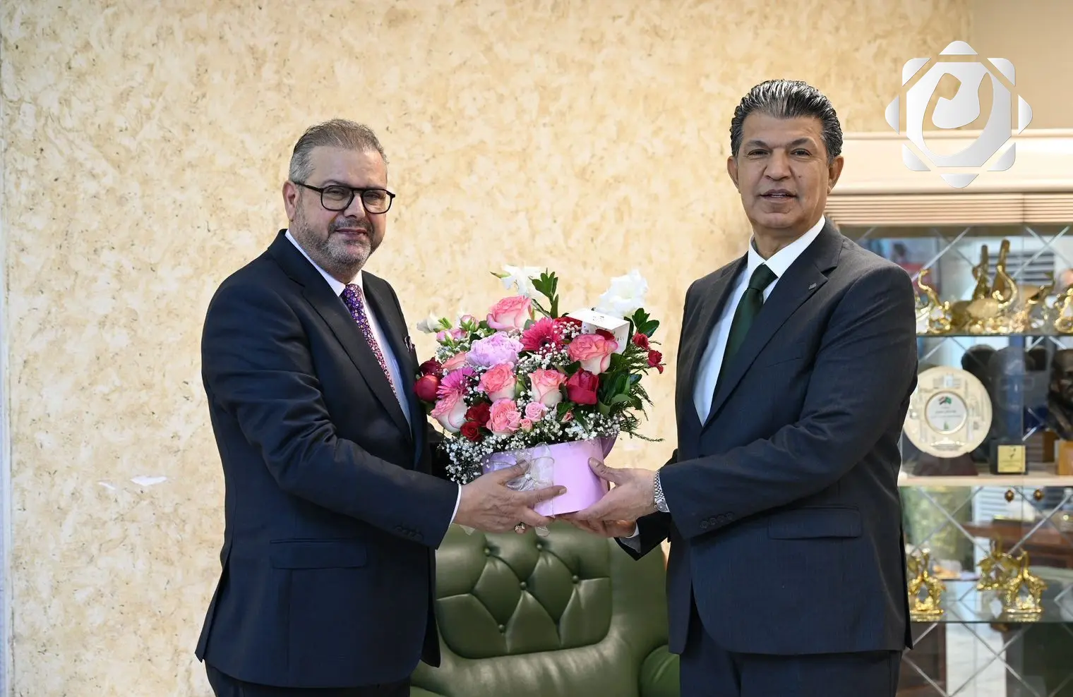 تهاني متعددة لرئيس شبكة الإعلام العراقي بمناسبة اختياره