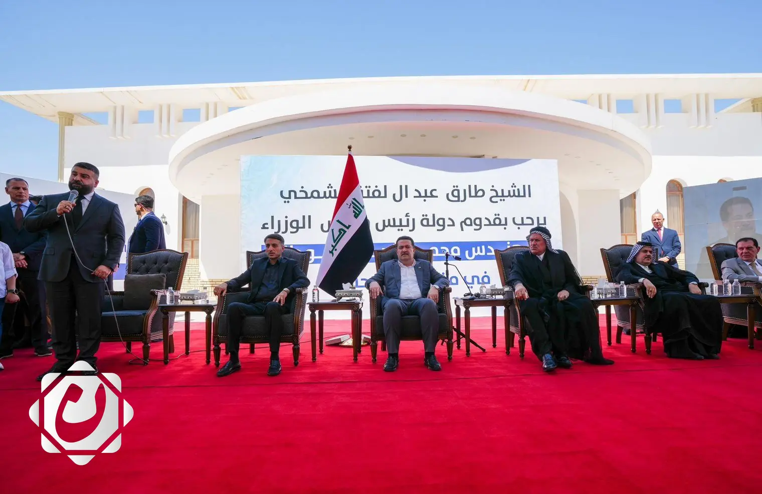 رئيس الوزراء يؤكد قوة القدرات الأمنية العراقية ويدعو إلى تحسين الواقع الخدمي في النجف