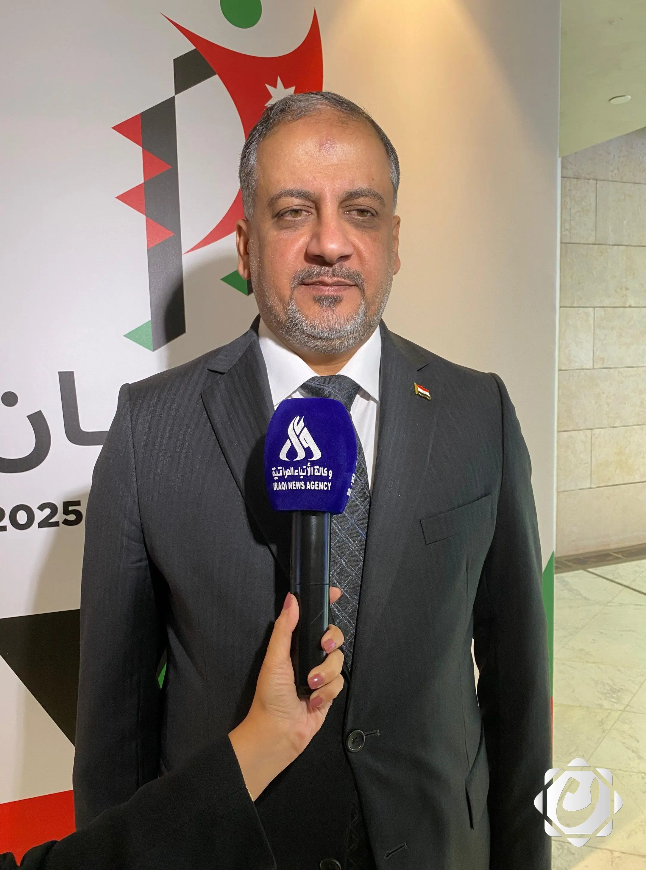 المبرقع يحدد محاور الاستراتيجية العربية للشباب