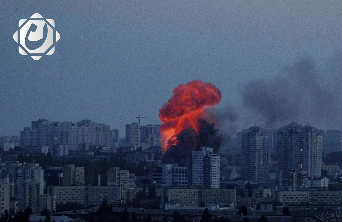 هجوم بطائرات مسيّرة على كييف يسفر عن إصابة سبعة أشخاص