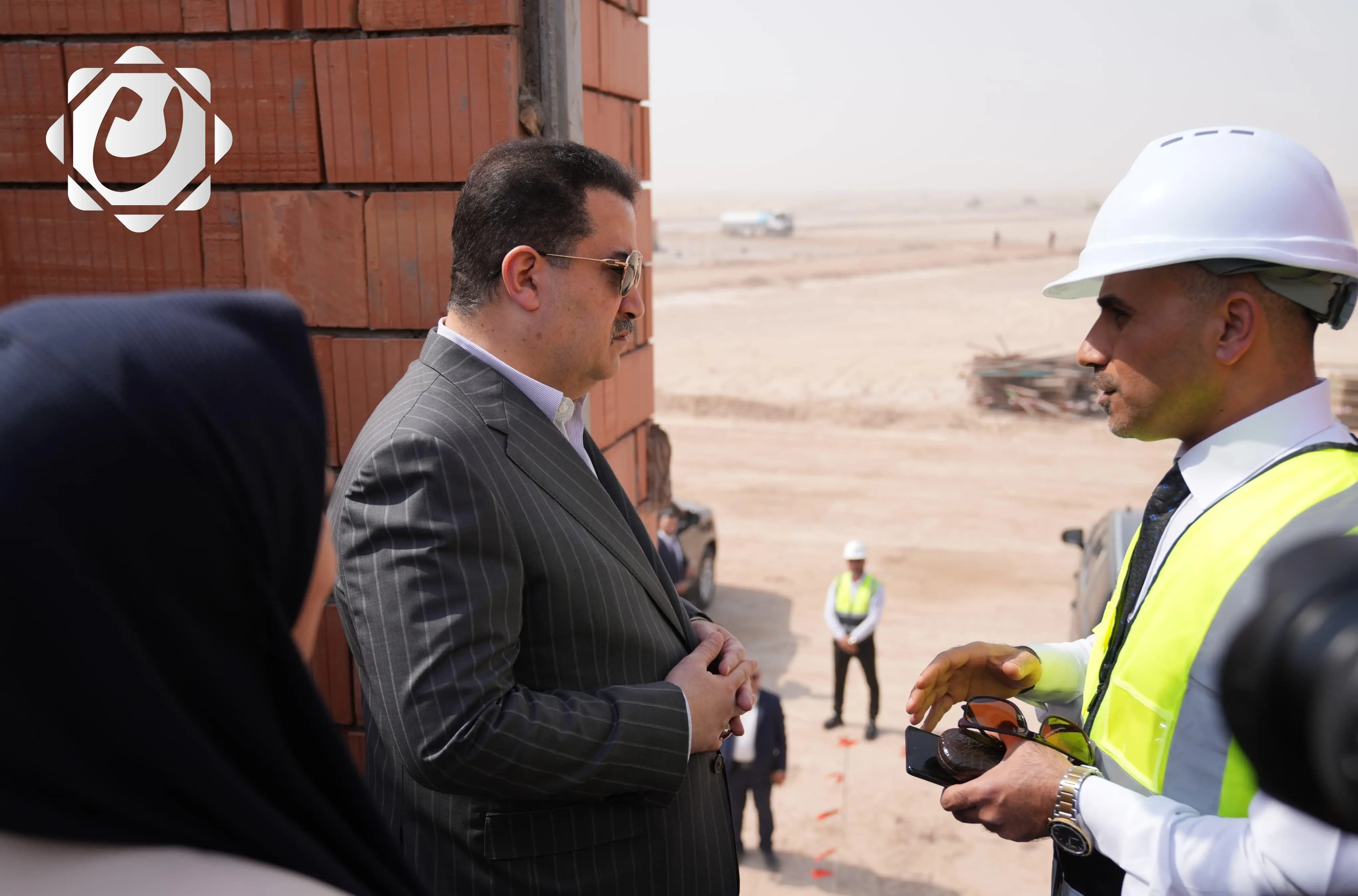 زيارة ميدانية لرئيس الوزراء إلى مشروع مدينة الجواهري
