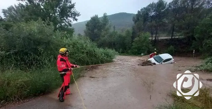 فقدان شخصين جراء أمطار غزيرة في كتالونيا الإسبانية