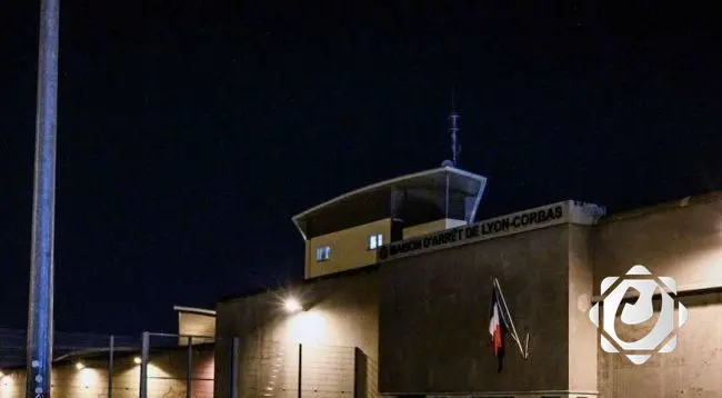 تحقيق في هروب سجين فرنسي عبر حقيبة نزيل آخر