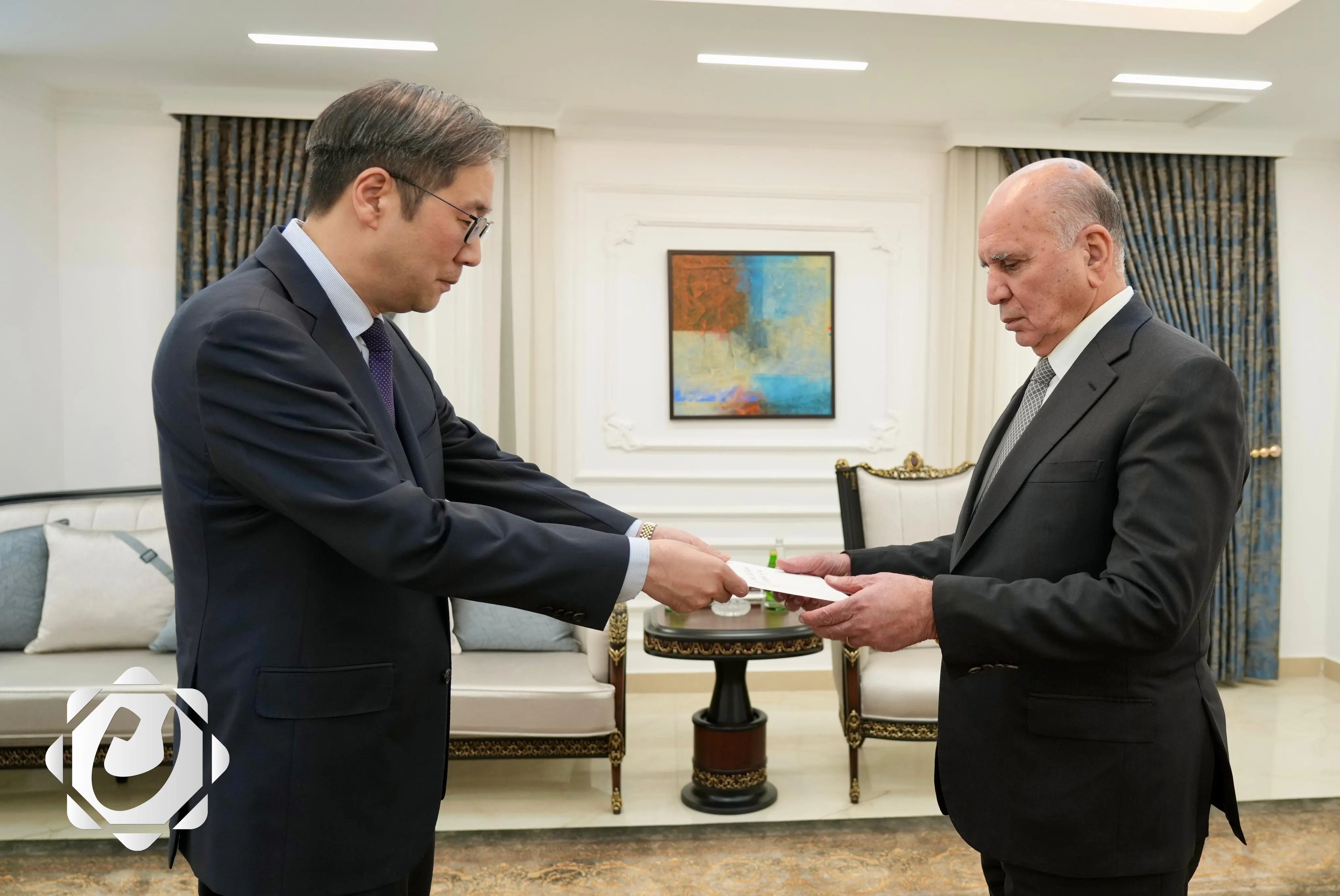 وزير الخارجية يستقبل أوراق اعتماد سفيري كوريا الجنوبية وبنغلاديش لدى العراق