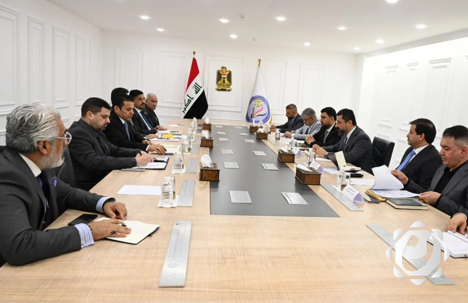 اجتماع رفيع المستوى لتعزيز التنسيق الأمني والاستخباري داخل السجون