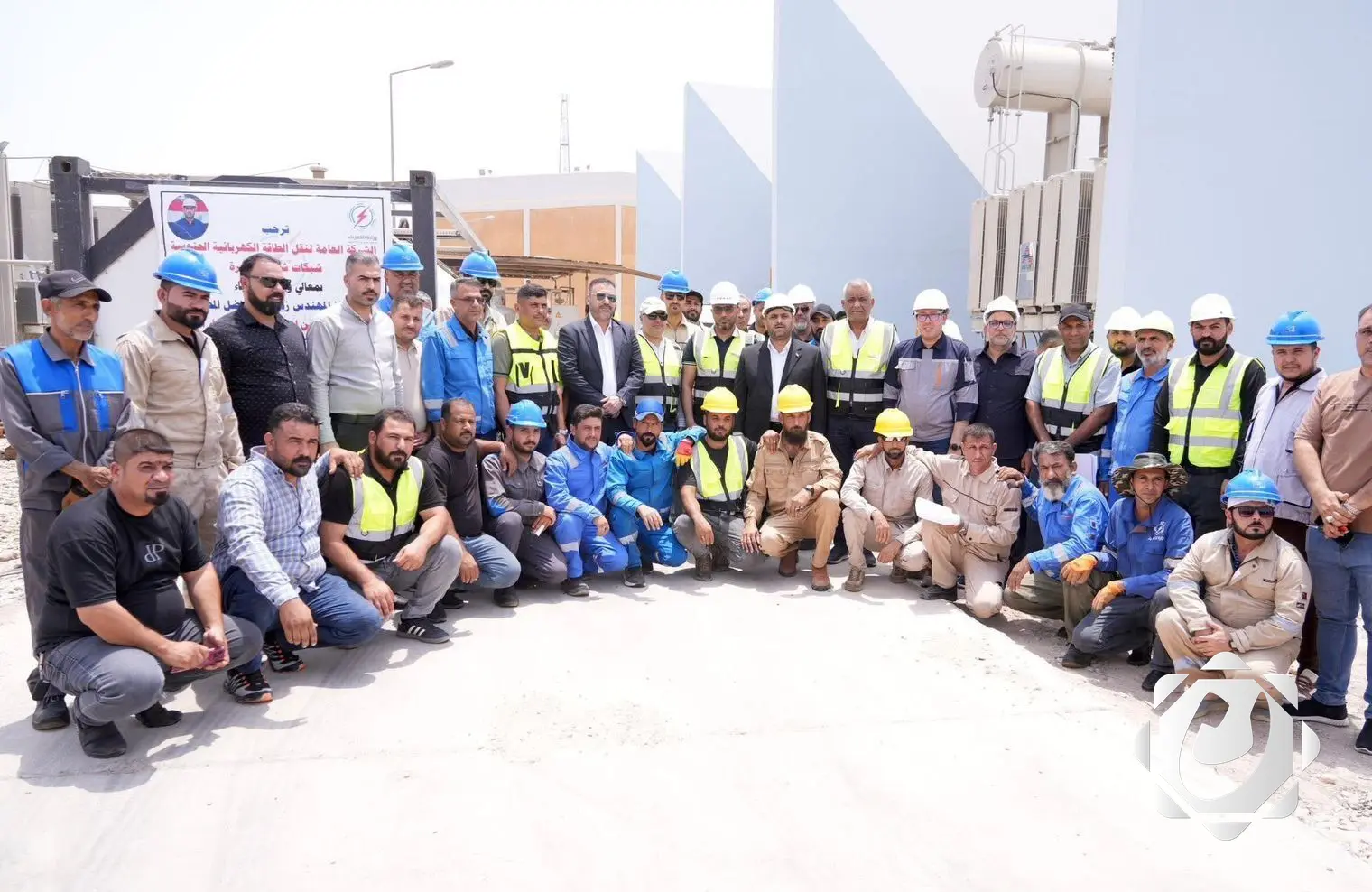 تخصيص أراض سكنية للموظفين في أربع محافظات