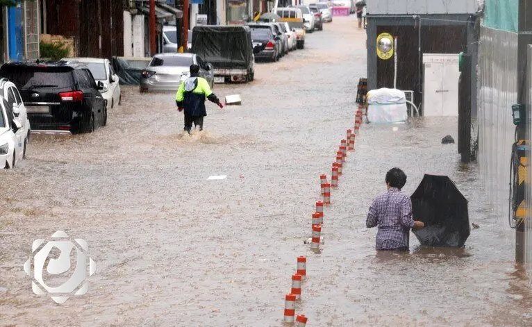 أمطار غزيرة في كوريا الجنوبية تؤدي إلى وفاة 4 أشخاص وتشريد الآلاف