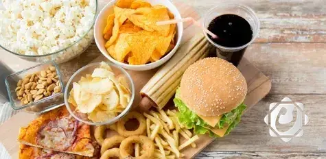 دراسة تحذر من الأطعمة الشائعة التي تسبب أمراضًا خطيرة