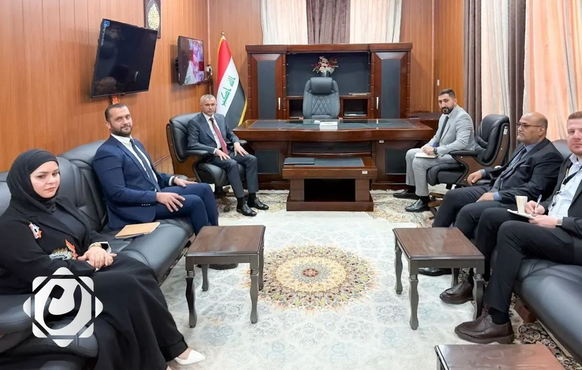 محكمة استئناف النجف تبحث مع لجنة الإنقاذ الدولية الدعم للاجئين والمبعدين