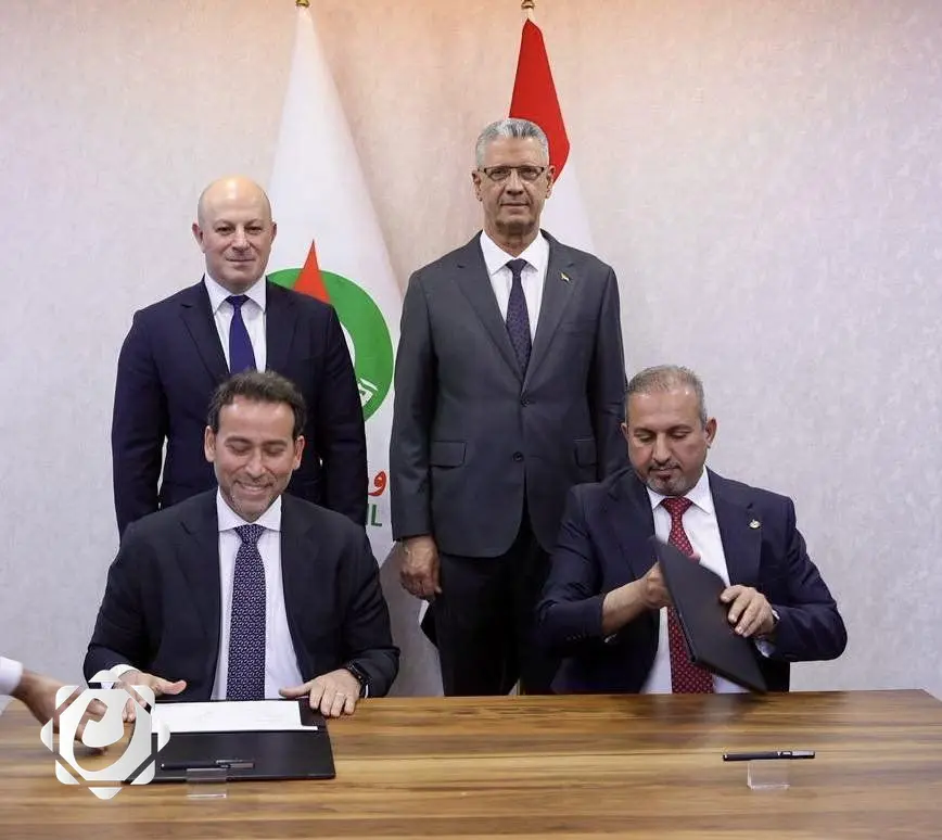 وزارة النفط توقّع عقداً مع شركة أمريكية لتطوير الإنتاج في حقل عكاس الغازي