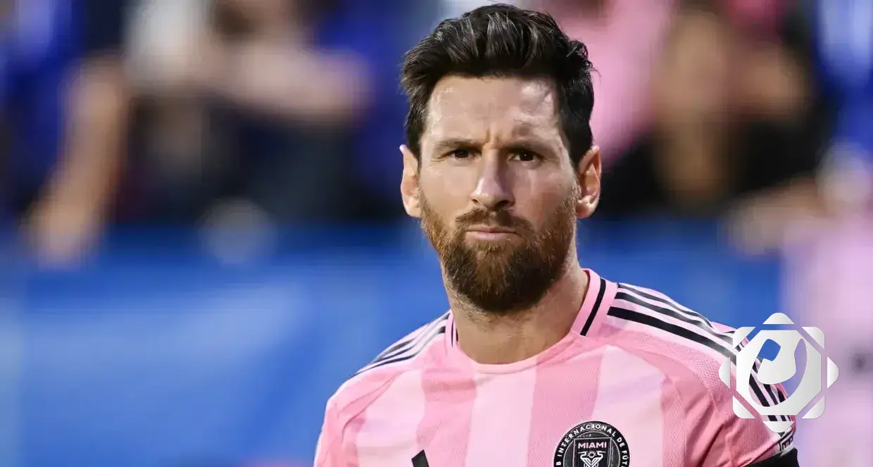 فابريغاس يفتح الباب أمام انضمام ميسي إلى كومو