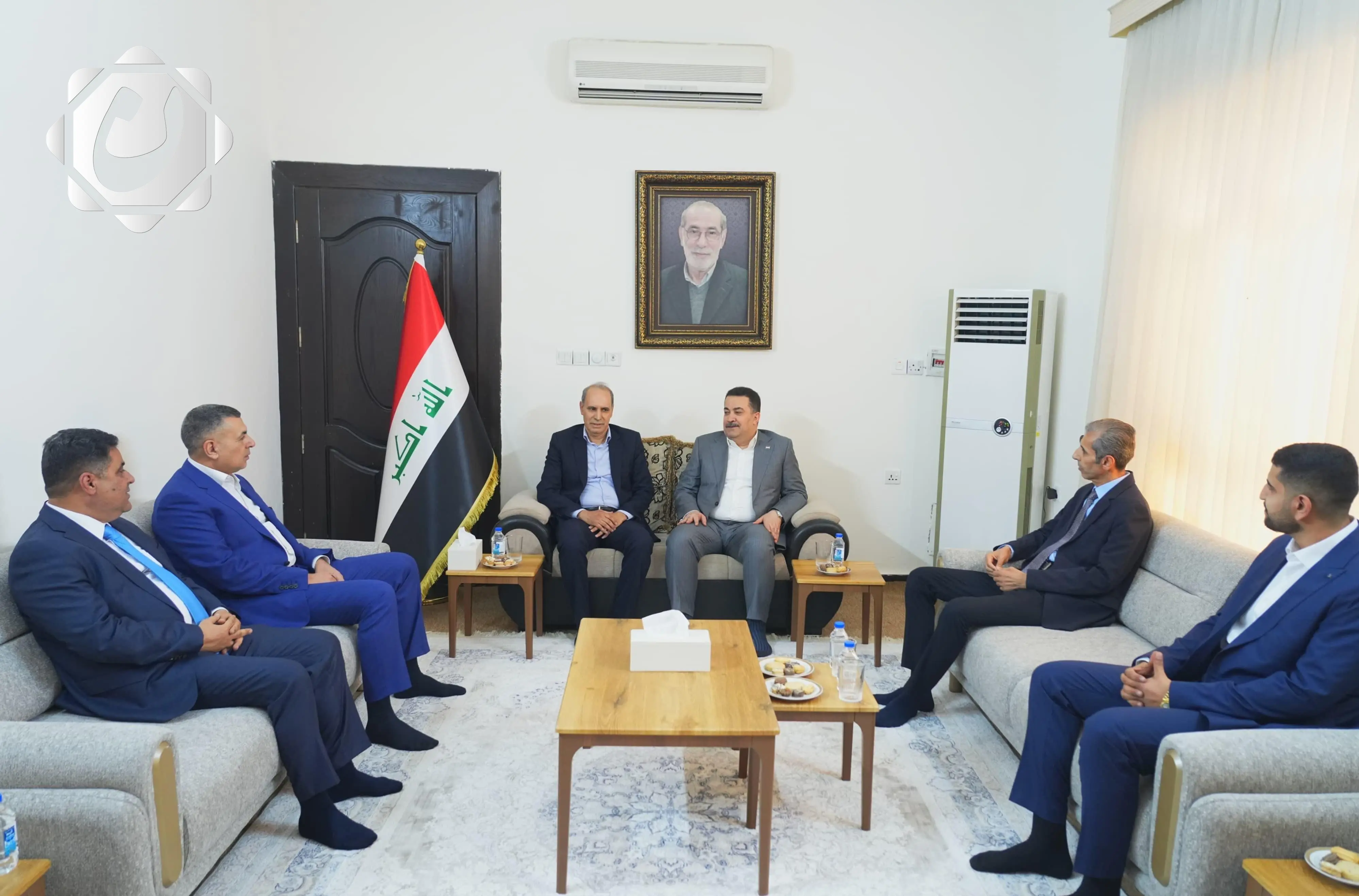 رئيس الوزراء يزور منزل الداعية الإسلامي الراحل أبو عقيل الموسوي