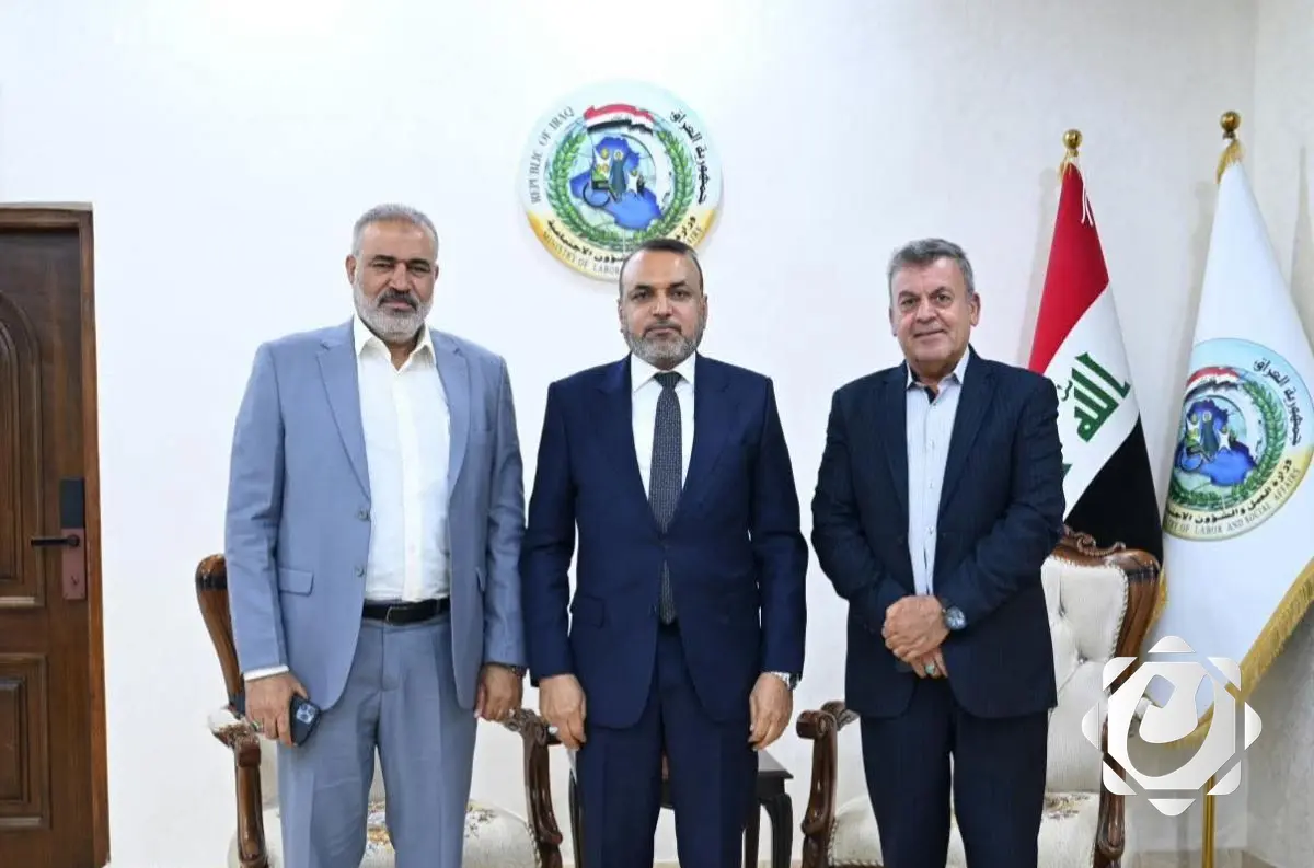 زيارة المحمداوي لوزارة العمل لتعزيز التعاون المشترك