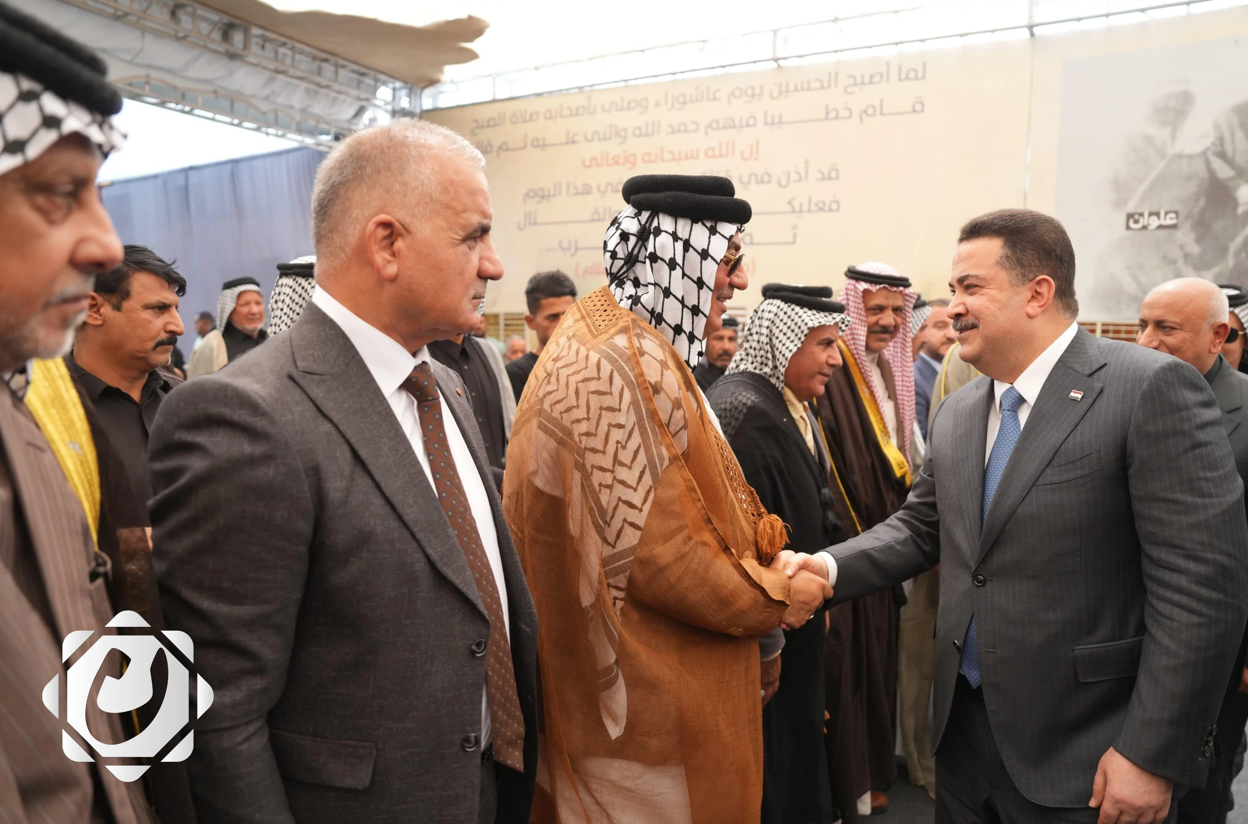 رئيس الوزراء يشارك في احتفالية استذكار ثورة العشرين في بابل