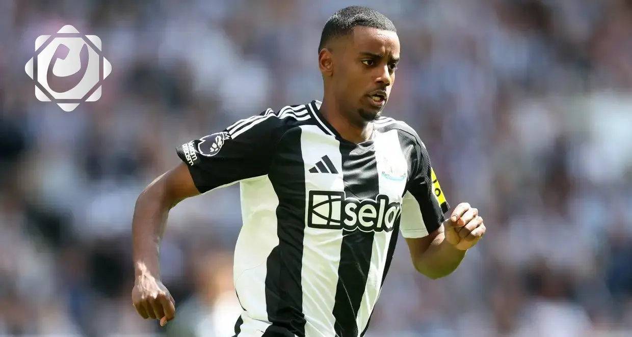 إيزاك يعود إلى تدريبات نيوكاسل استعدادًا للموسم الجديد