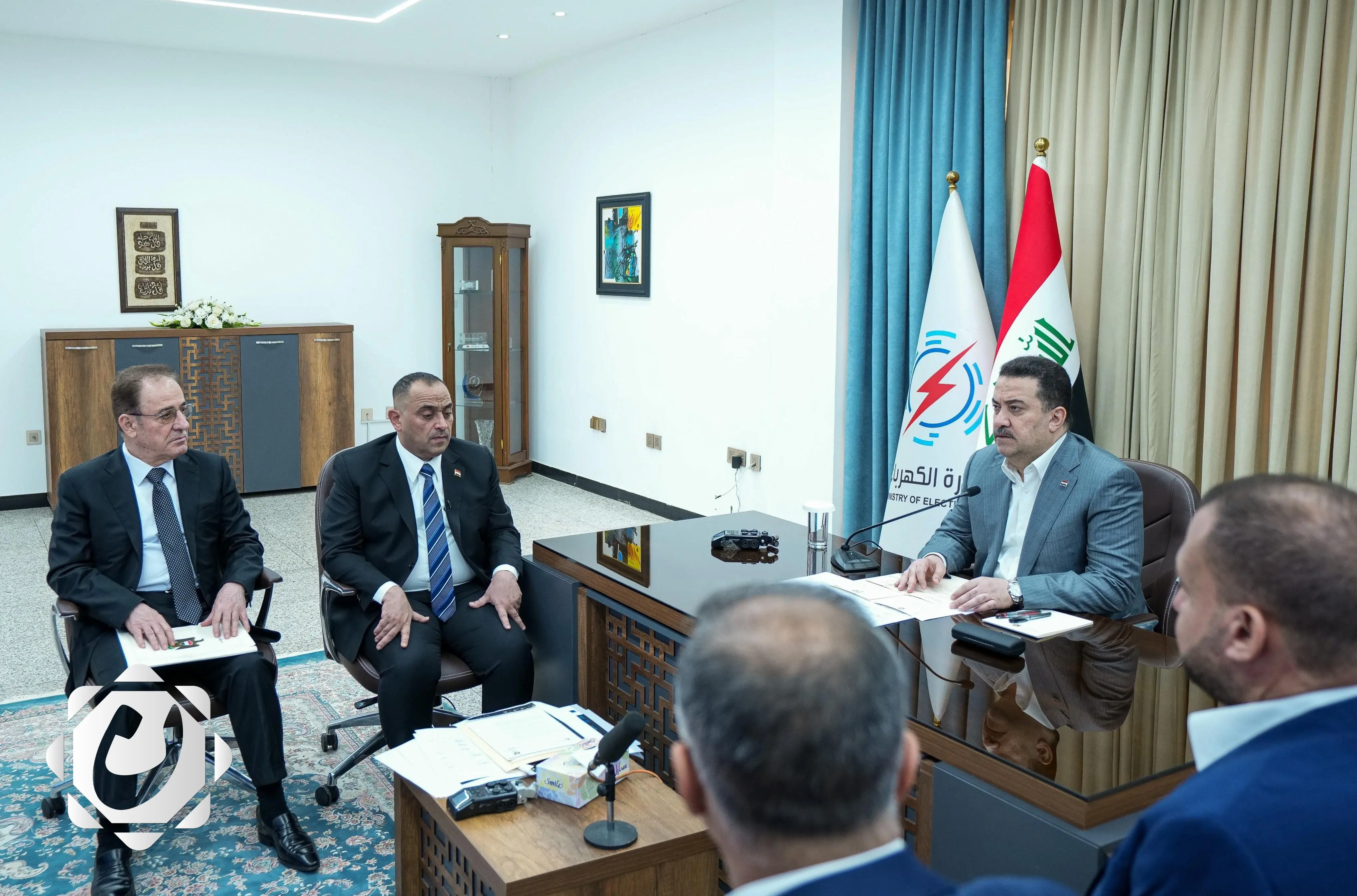 زيارة رئيس الوزراء إلى وزارة الكهرباء لافتتاح خطوط ناقلة جديدة