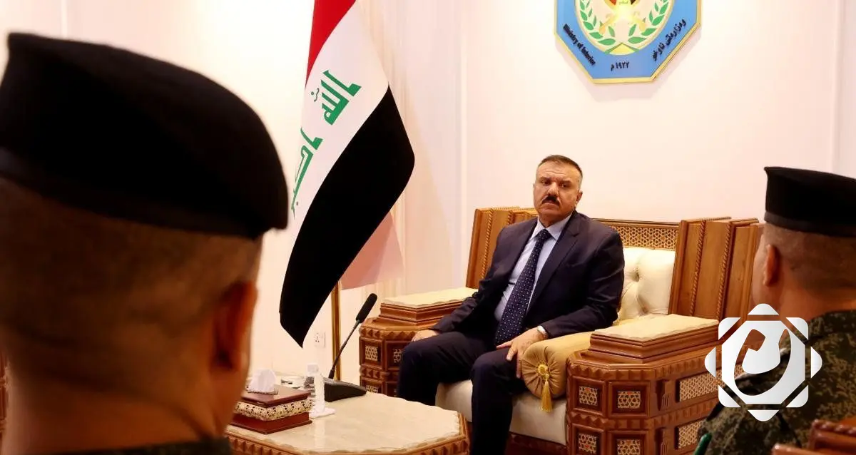 وزير الداخلية يكرم فريق العمل الأمني بعد الإطاحة بشبكة إجرامية خطيرة